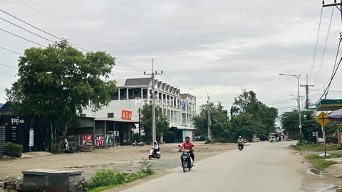 ផ្ទះល្វែងលក់បន្ទាន់ខ្លាំង