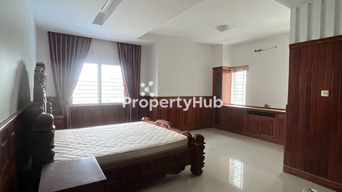 ផ្ទះជួលមានសម្ភារពេញ/ Full Furnished Villa for Rent