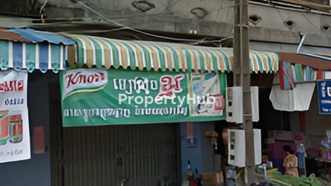 ផ្ទះទល់មុខផ្សារកំពង់ធំសម្រាប់ជួល