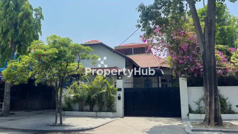 Elegant Villa for Rent in Khan Daun Penh