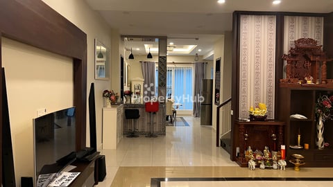 Twin villa for rent in Borey Phnom Penh Thmey