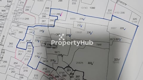 ដីជាប់ផ្លូវជាតិលេខ១២៦ តំលៃក្រាមទីផ្សារ ទំហំ១២ហិតា ចុះពីរផ្លូវជាតិលេខ៣ ចំងាយ២០០០ម៉ែតរ