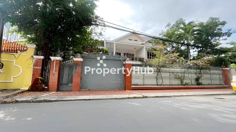 វីឡាសម្រាប់ជួល នៅទន្លេបាសាក់