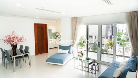 Luxury 2 Bedroom Apartment for Rent in BKK1