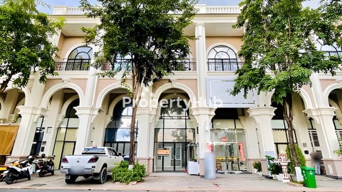 🏘 ផ្ទះអាជីវកម្ម 2​ល្វែង(SH) ក្នុងបុរី ប៉េងហួត60ម ត្រូវការលក់បន្ទាន់ខ្លាំង