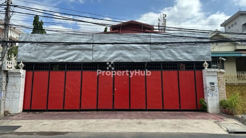 Warehouse for Rent in Khan Toul Kork Phnom Penh  351sqm 