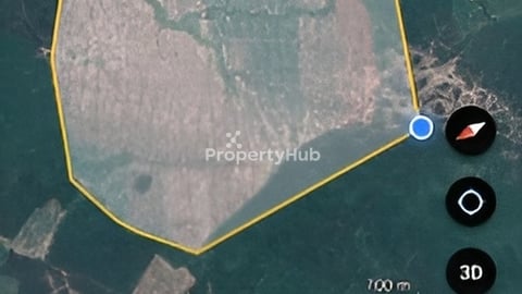 ដីចំការ​ ដំណាំ​ស្វាយចន្ទី​ កែវរមៀត ដូងក្រអូប និងមានកោះក្របី