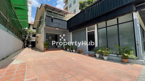 ហាងសម្រាប់ជួល នៅសង្កាត់ផ្សារដើមថ្កូវ