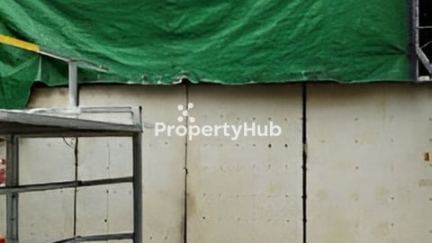 ផ្ទះជាន់ផ្ទាល់ដី