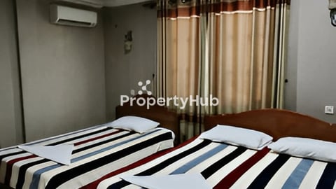 អគារជួលក្រុងច្បារម៉នកំពង់ស្ពឺ Hotel for Rent