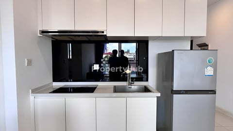 1 bedroom in BKK1 new furniture
