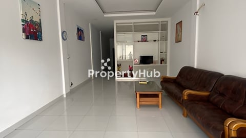 ផ្ទះលក់ប្រញាប់លុយ