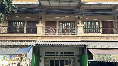 ផ្ទះលក់ (ម្ចាស់ផ្ទាល់ប្រញាប់ទៅក្រៅប្រទេស)