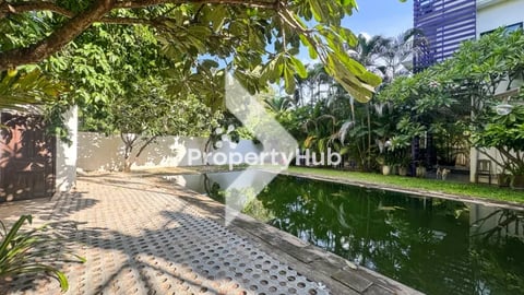 Hotel Building for Sale near riverside, Sla Kram Area 