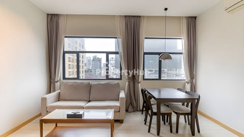 1BR Corner Unit for Rent – BKK1
