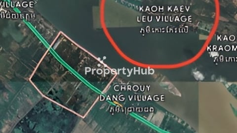 ដីលក់នៅល្វាឯម ភូមិកោះកែវលើទល់មុខព្រែកតាកែវកំពង់ផែហ៊្វូណនតេជោ