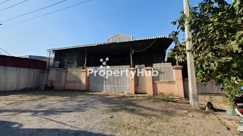 ឃ្លាំងសម្រាប់ជួលបន្ទាន់ (ទីតាំងល្អ តំបន់ចំការដូង)