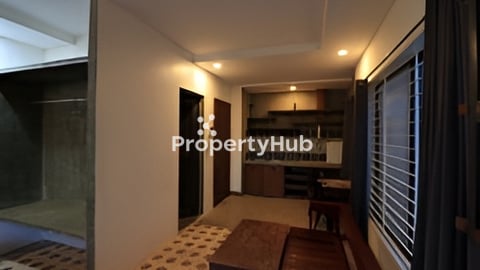 Studio apartment mid size