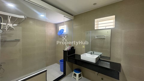 Big villa for rent in Borey Orkide villa