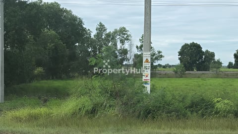 ដីលក់តំលៃក្រោមទីផ្សារ