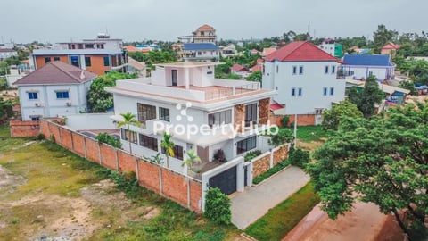 Luxury villa with Pool for Sale in Siem Reap, Svay Dangkum area