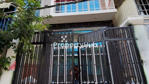 ផ្ទះលក់បន្ទាន់ Flat for sale​ ​in urgent.