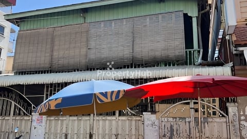 ផ្ទះជិតផ្សារនាគមាស