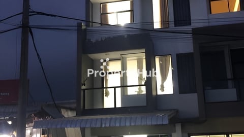 ផ្ទះប្រភេទអាជីវកម្មលក