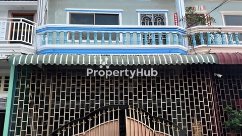 ផ្ទះលក់នៅក្រោយម៉ុងឌីយ៉ាល់