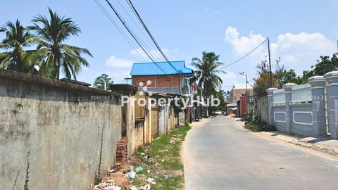 ដីលក់នៅជិតស្ពានព្រែកសំរោង