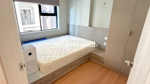 One bedroom rental 330$