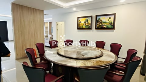 Queen Villa for RENT