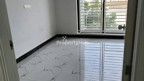 House for rent (good for living)