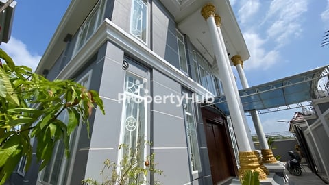 វិឡាសំរាប់លក់ 房屋出售 villa for sale ជិតព្រលានថ្មី និងផ្លូវក្រវ៉ាត់ក្រុងទី3 60ម