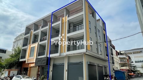 Corner House for Lease in Sangkat Tumnub Tuek