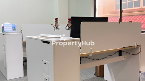 Coworking space (Hot Desk)