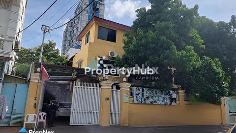 Office for rent.Special offer ( ក្បែACE Street 228)