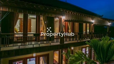 Boutique 6-Bedroom for Rent