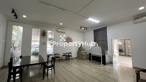 Office Space (170$ /ខែ ឡើង ឫ5$/ម៉ោងឡើង)