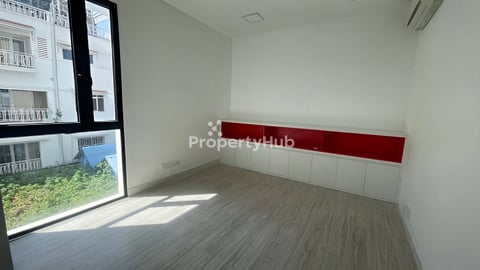 Office For Rent-Khan Doun Penh (Near Central Market)