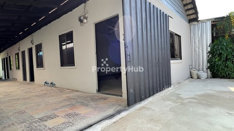 បន្ទប់ជួល (4m x 5m)ចុះពីផ្លូវជាតិលេខ៥ប្រហែល100ម៉ែត្រ