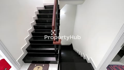 វីឡាកូនកាត់ច្មី លក់និងជួល