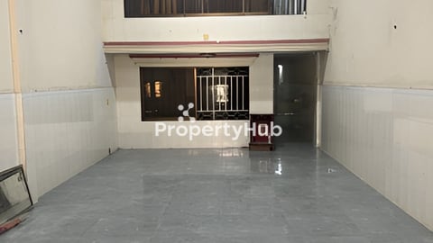 ផ្ទះលក់1ជុង បន្ទាន់ ទល់មុខផ្សារកាណាស៊ីធី ចោមចៅ3 ភ្នំពេញ