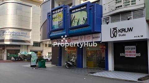 ផ្ទះលក់បន្ទាន់នៅលើផ្លូវ 199 ជាប់របងពេទ្យរុស្សី ក្បែរផ្សារសុវណ្ណា