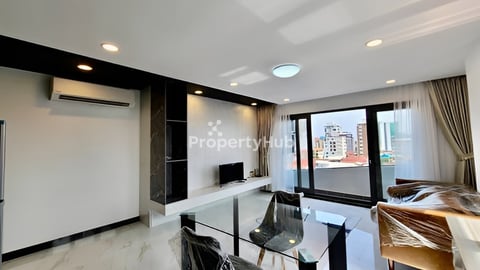 Apartment-1 minute from Russian Market