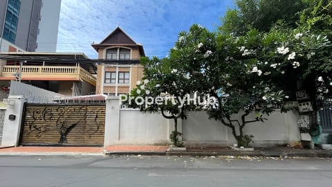 វីឡាមានអាងទឹកសម្រាប់ជួល នៅបឹងកេងកង១