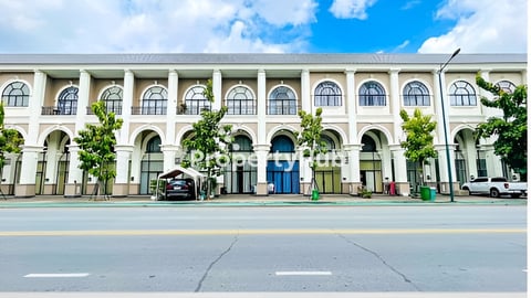 ផ្ទះអាជីវកម្ម សម្រាប់ជួល នៅក្នុងបុរីប៉េងហួតបឹងស្នោរ (គម្រោង អេកូសាន់រ៉ាយ)