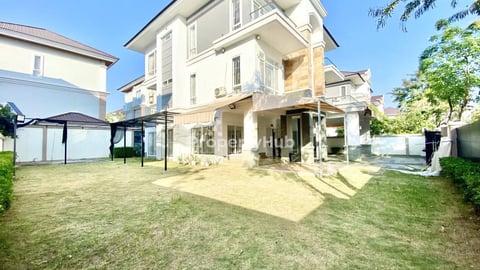 🌟 Queen Villa for Rent 📍 Borey Peng Huoth Beong Snor 💰 $4,500 / month ( Rent 