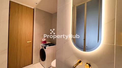 Brand new condo for sale or rent at Vue Aston