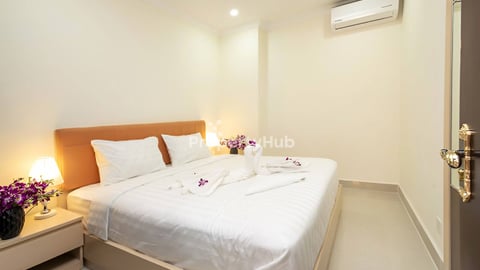 3 Bedrooms Price: 1000$ At , Boeng Keng Kang , Boeng Keng Kang Pir